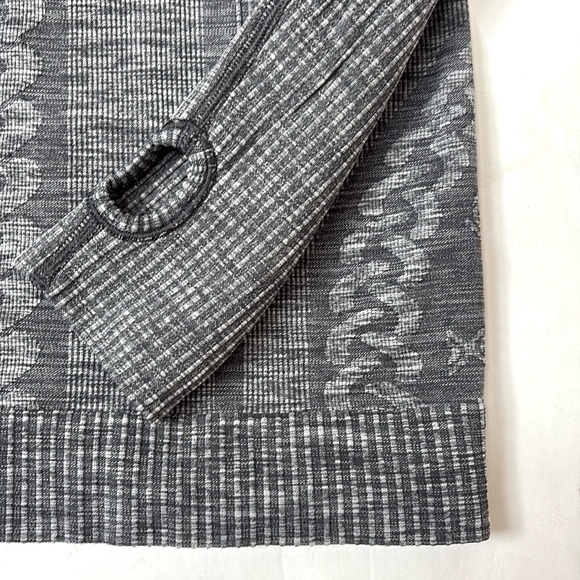 Lululemon Rest Less Pullover - Picture 12 of 15